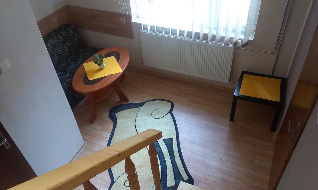 Penzión Marína pri Slovenskej reštaurácii Brezno Habitación foto
