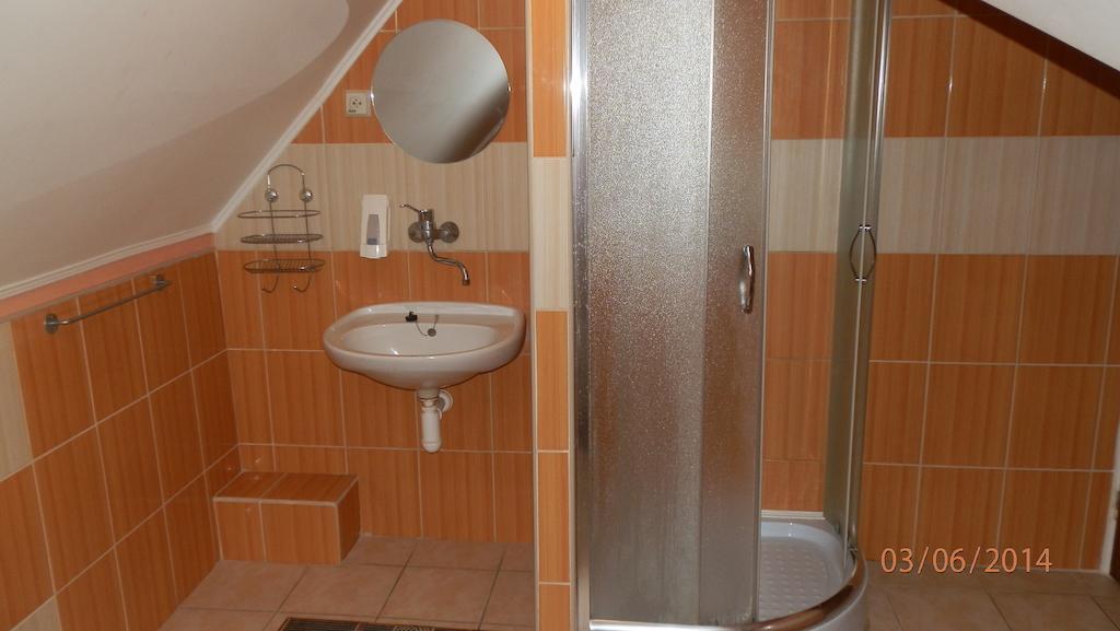 Penzión Marína pri Slovenskej reštaurácii Brezno Habitación foto