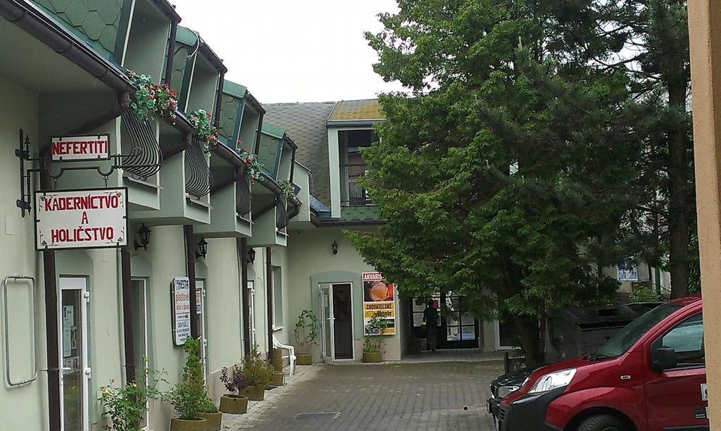 Penzión Marína pri Slovenskej reštaurácii Brezno Habitación foto