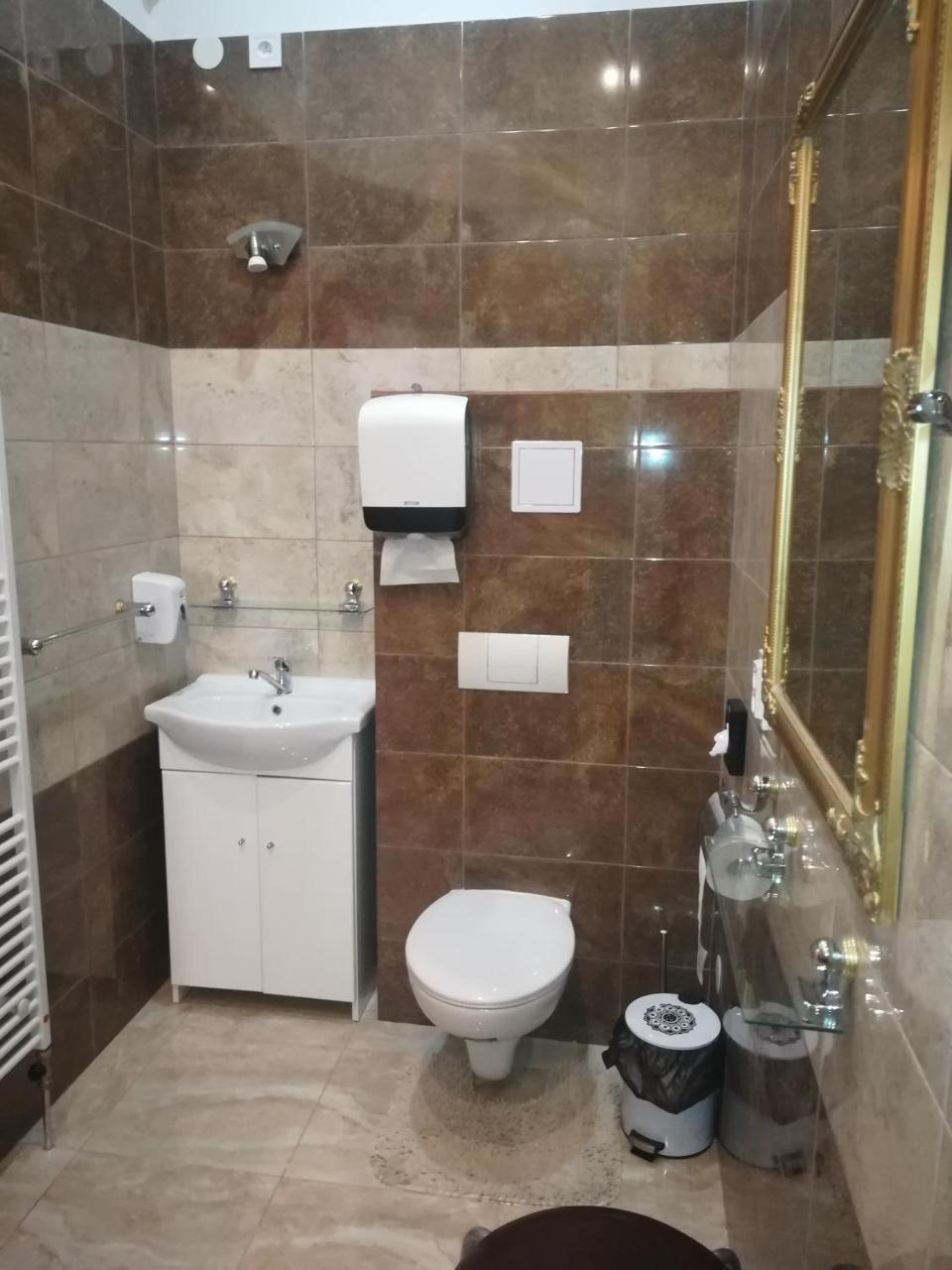 Penzión Marína pri Slovenskej reštaurácii Brezno Exterior foto